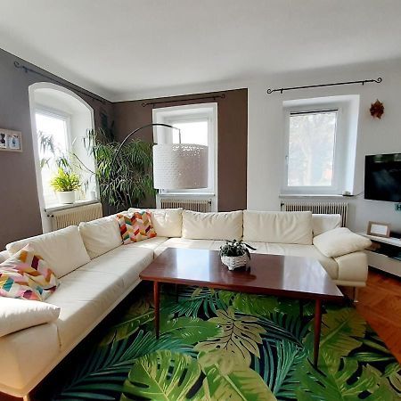 Schoene Altbauwohnung Auf Dem Land Kallham Exterior foto