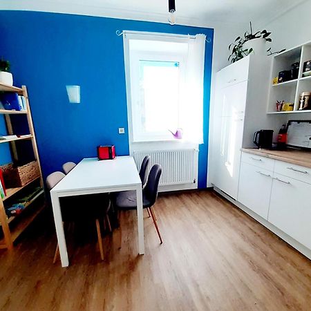 Schoene Altbauwohnung Auf Dem Land Kallham Exterior foto