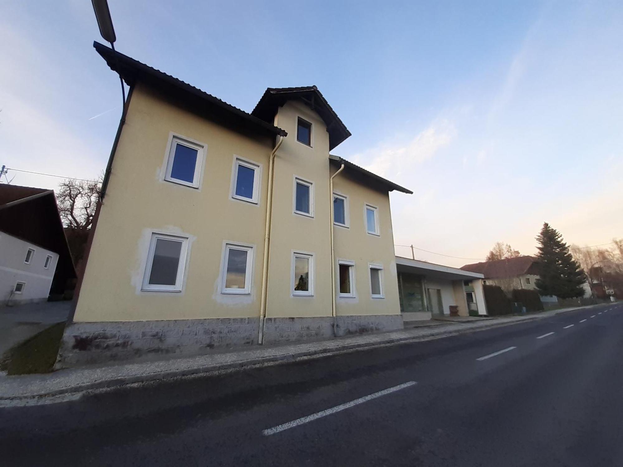Schoene Altbauwohnung Auf Dem Land Kallham Exterior foto